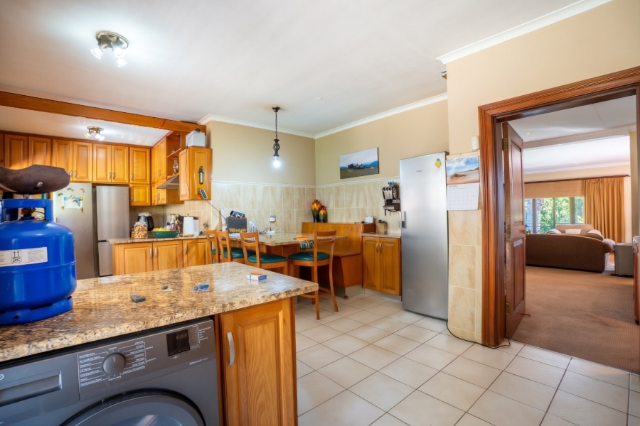5 Bedroom Property for Sale in Lyndoch Western Cape